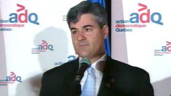 Éric Caire en point de presse après la victoire de Gilles Taillon Éric Caire en point de presse après la victoire de Gilles Taillon