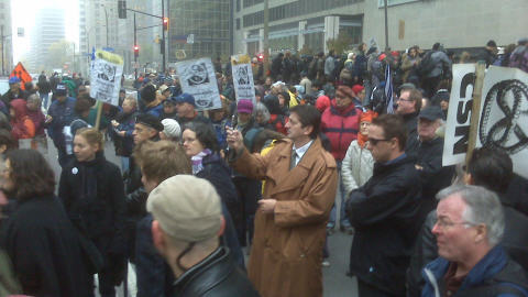 Manifestation contre la venue de George W. Bush à Montréal Manifestation contre la venue de George W. Bush à Montréal