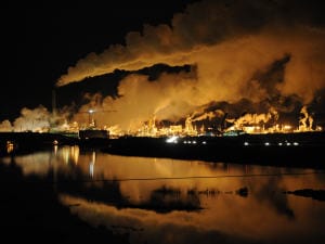 Site d'exploitation de sables bitumineux en Alberta, à Fort McMurray Site d'exploitation de sables bitumineux en Alberta, à Fort McMurray