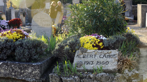 La tombe d'Albert Camus La tombe d'Albert Camus