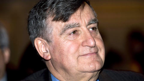 L'ex-premier ministre du Québec Lucien Bouchard, à l'assemblée annuelle de Transcontinental, à Montréal, le 18 février 2010 L'ex-premier ministre du Québec Lucien Bouchard, à l'assemblée annuelle de Transcontinental, à Montréal, le 18 février 2010