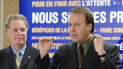 Marc Bellemare, alors qu'il faisait campagne sous la bannière libérale, en 2003, avec à ses côtés le premier ministre Charest Marc Bellemare, alors qu'il faisait campagne sous la bannière libérale, en 2003, avec à ses côtés le premier ministre Charest