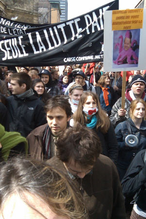 Manifestation contre le budget Bachand Manifestation contre le budget Bachand