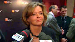 Josée Verner, ministre des Affaires intergouvernementales et de la Francophonie Josée Verner, ministre des Affaires intergouvernementales et de la Francophonie