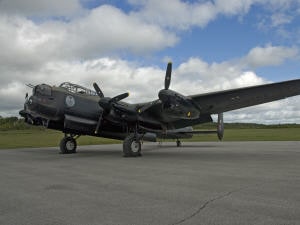 Un bombardier Lancaster Un bombardier Lancaster