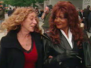 Terri-Jean Bedford et Valerie Scott Terri-Jean Bedford et Valerie Scott