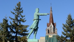 Des Montréalais, tels que les membres d'Héritage Montréal et de Sauvons Montréal, se sont insurgés contre la démolition de l'église St-Sauveur. Des Montréalais, tels que les membres d'Héritage Montréal et de Sauvons Montréal, se sont insurgés contre la démolition de l'église St-Sauveur.