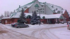 Belhassen Trabelsi se trouverait au Château Vaudreuil, un hôtel de l'ouest de Montréal. Belhassen Trabelsi se trouverait au Château Vaudreuil, un hôtel de l'ouest de Montréal.