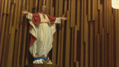 statue statue