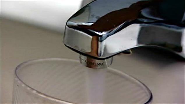De l'eau du robinet De l'eau du robinet