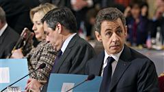 Hillary Clinton, secrétaire d'État des États-Unis, François Fillon, premier ministre français, Nicolas Sarkozy, président français (19 mars 2011) Hillary Clinton, secrétaire d'État des États-Unis, François Fillon, premier ministre français, Nicolas Sarkozy, président français (19 mars 2011)