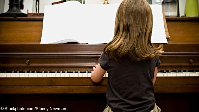 Enfant au piano Enfant au piano