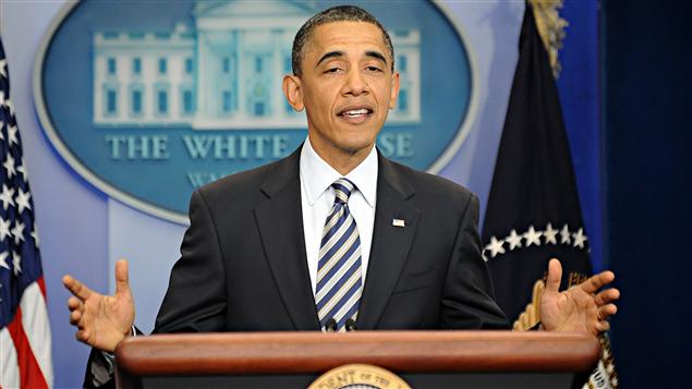 Le président Obama qualifie la polémique sur son lieu de naissance de « bêtise » Le président Obama qualifie la polémique sur son lieu de naissance de « bêtise »