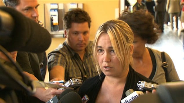 L'ex-conjointe de Guy Turcotte, Isabelle Gaston réagit au verdict L'ex-conjointe de Guy Turcotte, Isabelle Gaston réagit au verdict