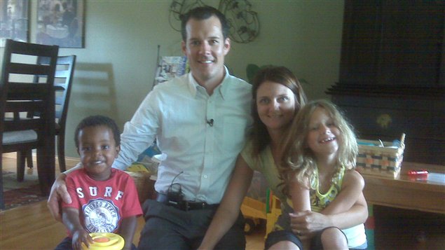 La famille Morrison au grand complet. La famille Morrison au grand complet.