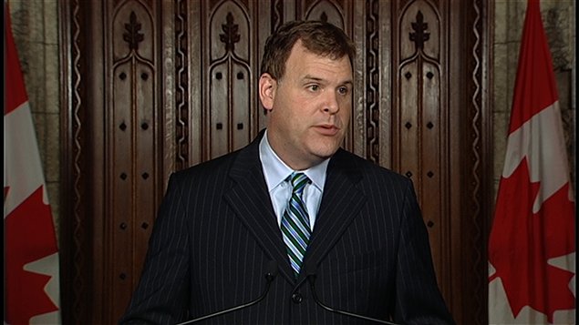 Le ministre des Affaires étrangères John Baird annonce que les activités diplomatiques du Canada reprendront en Libye. Le ministre des Affaires étrangères John Baird annonce que les activités diplomatiques du Canada reprendront en Libye.