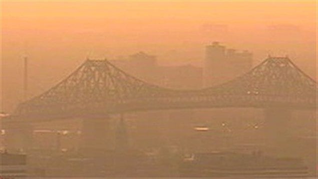 Smog sur Montréal Smog sur Montréal