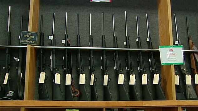 Armes d'épaule Armes d'épaule
