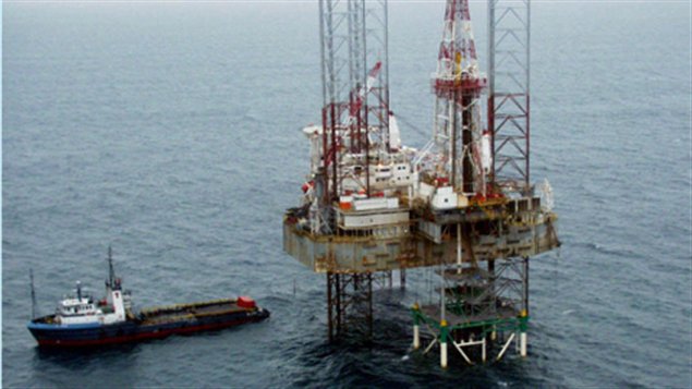 Une plateforme pétrolière de Shell dans le delta du Niger Une plateforme pétrolière de Shell dans le delta du Niger