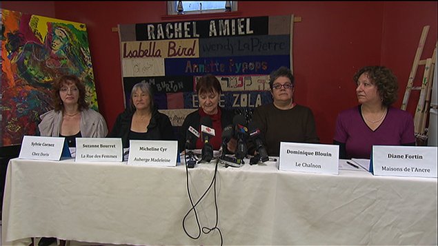 Cinq représentantes de refuges montréalais Cinq représentantes de refuges montréalais