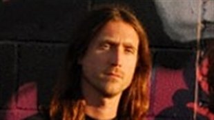 Franz Schuller, directeur artistique chez Indica et membre de Grimskunk Franz Schuller, directeur artistique chez Indica et membre de Grimskunk