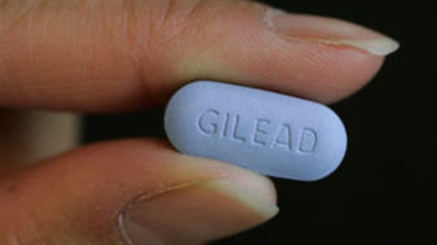 Un comprimé de Truvada Un comprimé de Truvada
