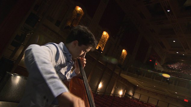 Le jeune violoncelliste Stéphane Tétreault Le jeune violoncelliste Stéphane Tétreault