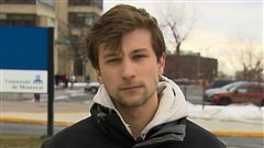 Gabriel Nadeau-Dubois, co-porte-parole de la Coalition large de l'Association pour une Solidarité Syndicale Étudiante (CLASSE) Gabriel Nadeau-Dubois, co-porte-parole de la Coalition large de l'Association pour une Solidarité Syndicale Étudiante (CLASSE)