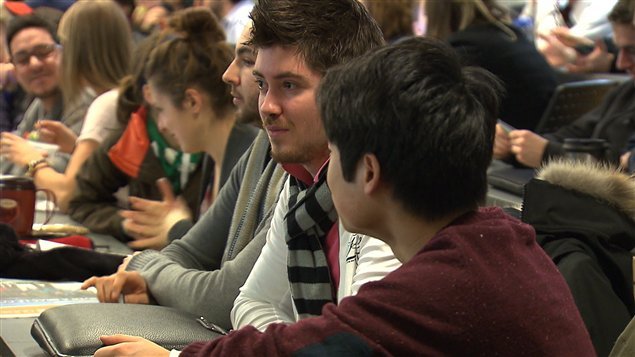 Des étudiants universitaires Des étudiants universitaires