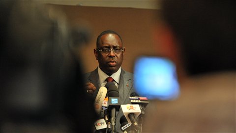 Le candidat à l'élection présidentielle sénégalaise, Macky Sall, en conférence de presse mercredi Le candidat à l'élection présidentielle sénégalaise, Macky Sall, en conférence de presse mercredi