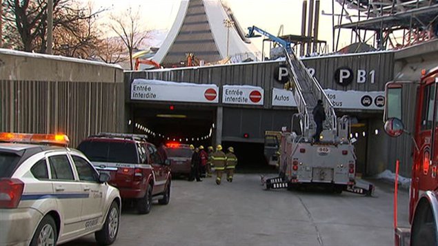 Un bloc de béton s'est détaché du plafond d'un stationnement souterrain du Stade olympique. Un bloc de béton s'est détaché du plafond d'un stationnement souterrain du Stade olympique.