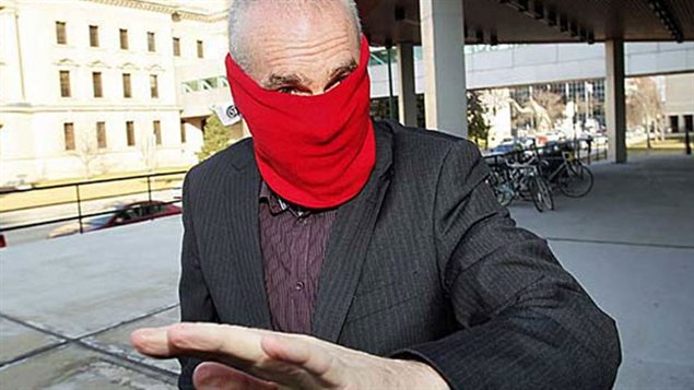 Graham James, à son arrivée au tribunal, pour le prononcé de sa peine le 20 mars 2012 Graham James, à son arrivée au tribunal, pour le prononcé de sa peine le 20 mars 2012