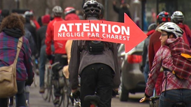 Les étudiants à vélo pour faire entendre leur cause Les étudiants à vélo pour faire entendre leur cause