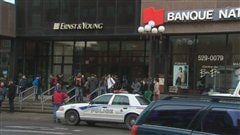 Les étudiants ciblent les institutions financières. Les étudiants ciblent les institutions financières.