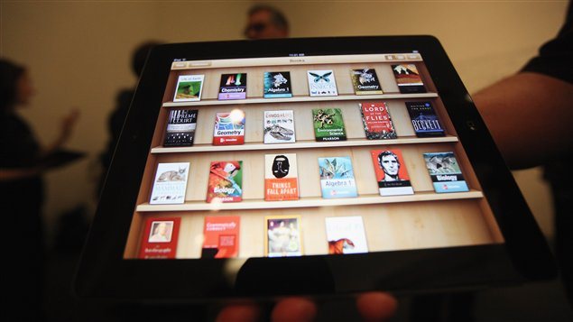 Le iPad permet de stocker une grande quantité de livres électroniques. Le iPad permet de stocker une grande quantité de livres électroniques.