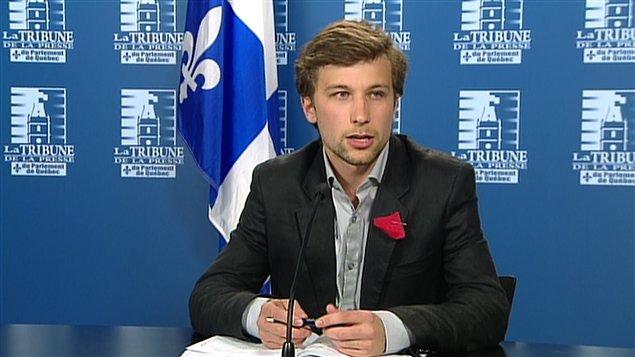 Gabriel Nadeau-Dubois, porte-parole de la CLASSE Gabriel Nadeau-Dubois, porte-parole de la CLASSE