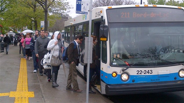 Un service d'autobus durant la panne du métro Un service d'autobus durant la panne du métro