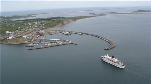 Le traversier aux Îles de la Madeleine Le traversier aux Îles de la Madeleine