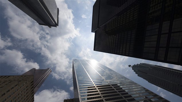 Gratte-ciel de banques sur Bay Street, à Toronto Gratte-ciel de banques sur Bay Street, à Toronto