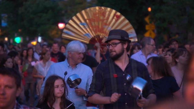 Marche nocturne à Montréal Marche nocturne à Montréal