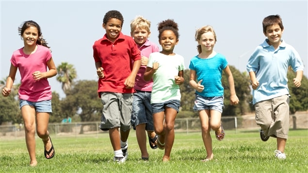 Les jeunes et l'activité physique Les jeunes et l'activité physique