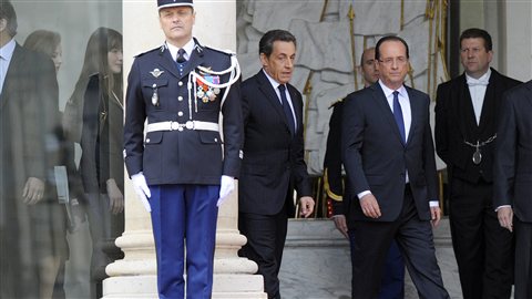 Nicolas Sarkozy quitte le palais présidentiel après l'arrivée de son successeur François Hollande le 15 mai dernier. Nicolas Sarkozy quitte le palais présidentiel après l'arrivée de son successeur François Hollande le 15 mai dernier.