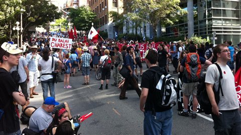 Les manifestants au centre-ville de Québec Les manifestants au centre-ville de Québec