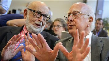 Le Britannique Peter Higgs et le Belge François Englert Le Britannique Peter Higgs et le Belge François Englert