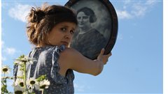 La jeune artiste Klô Pelgag est en spectacle au Festival d'été de Québec La jeune artiste Klô Pelgag est en spectacle au Festival d'été de Québec