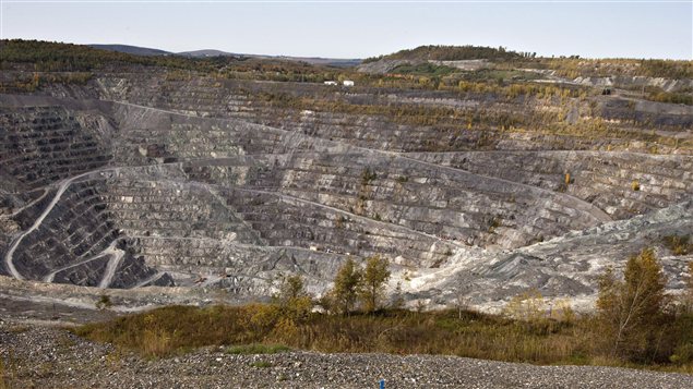 La mine Jeffrey à Asbestos, en Estrie. La mine Jeffrey à Asbestos, en Estrie.