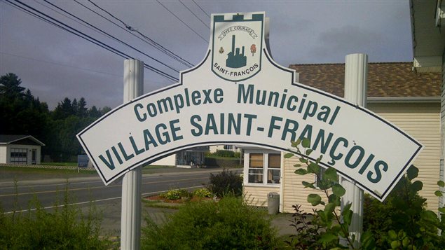 Le village de Saint-François-de-Madawaska Le village de Saint-François-de-Madawaska