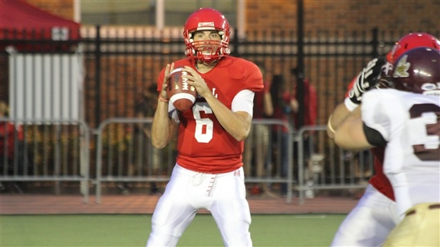 Ryne Bondy, quart des Redmen
Ryne Bondy, quart des Redmen
