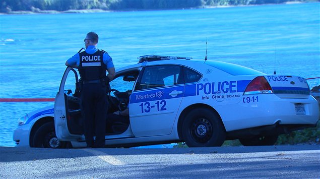 Le deuxième corps a été retrouvé à la hauteur de l'arrondissement de Lachine. Le deuxième corps a été retrouvé à la hauteur de l'arrondissement de Lachine.