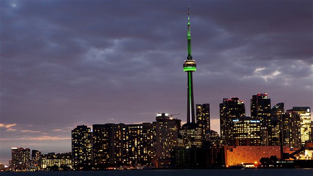 La Tour CN était illuminée en vert le 25 septembre, pour la journée des Franco-Ontariens. La Tour CN était illuminée en vert le 25 septembre, pour la journée des Franco-Ontariens.